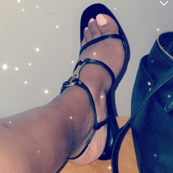 authentic, vintage Gucci heels bought in 2003 and worn about 4 times. size 9.5B - Picture 11 of 11